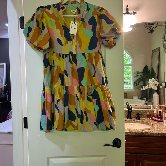 THML dress - Picture 3 of 3